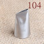 Накрайник #104 за декориране на торти